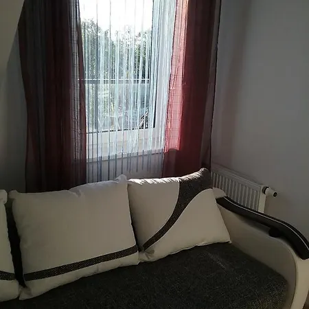 Apartment Feniks Lux 2+2 *