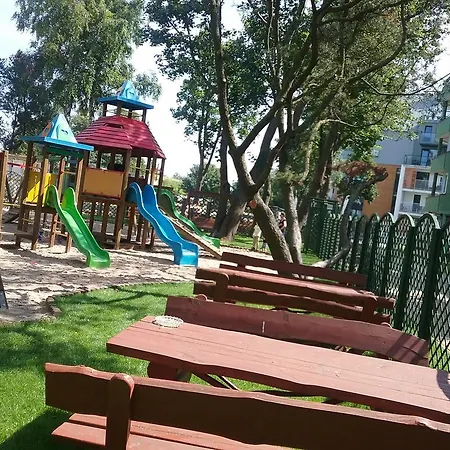 Feniks Lux 2+2 Apartment *