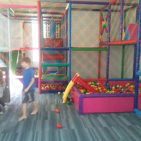 Feniks Lux 2+2 Kolobrzeg